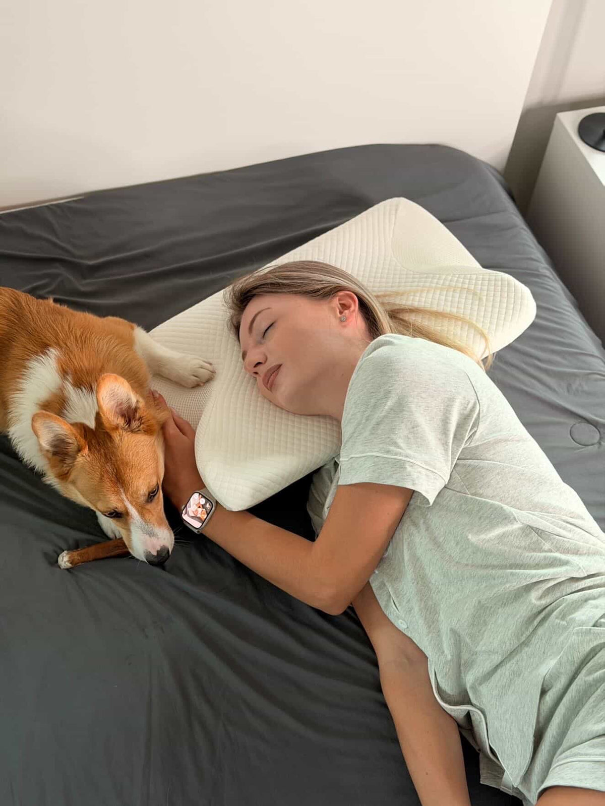 West Align™ Ergonomic Cervical Pillow